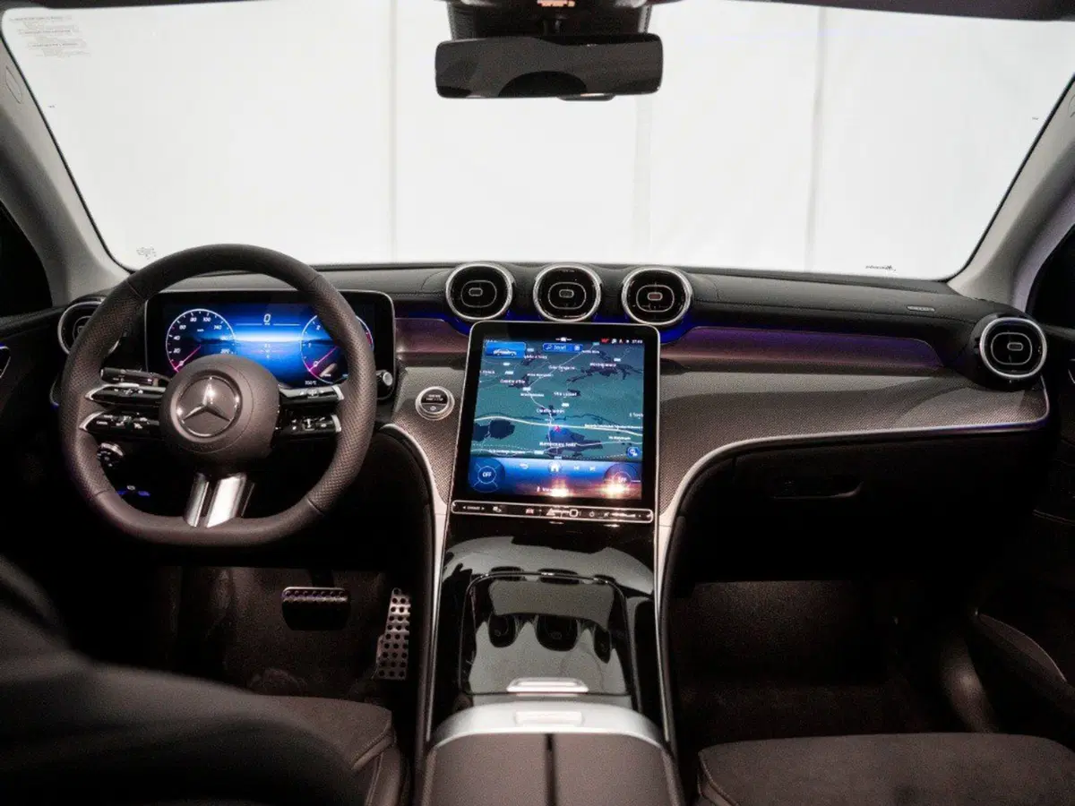 Mercedes-Benz GLC Coupé nuova a Macerata (16)