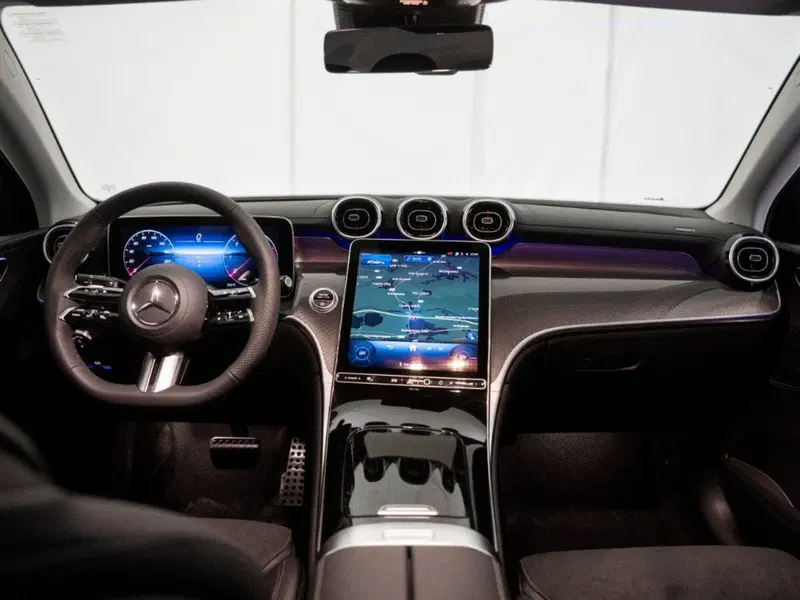 Mercedes-Benz GLC Coupé nuova a Macerata (16)