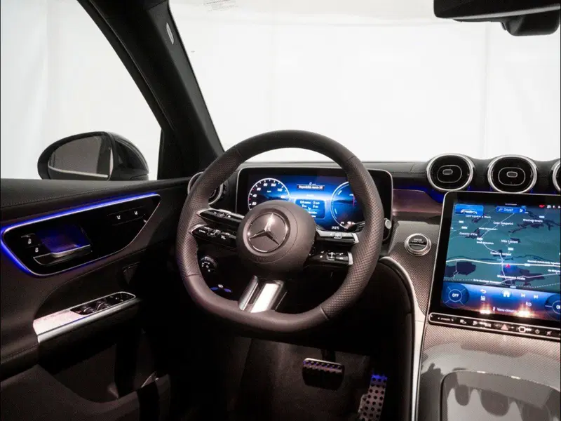 Mercedes-Benz GLC nuova a Macerata (13)