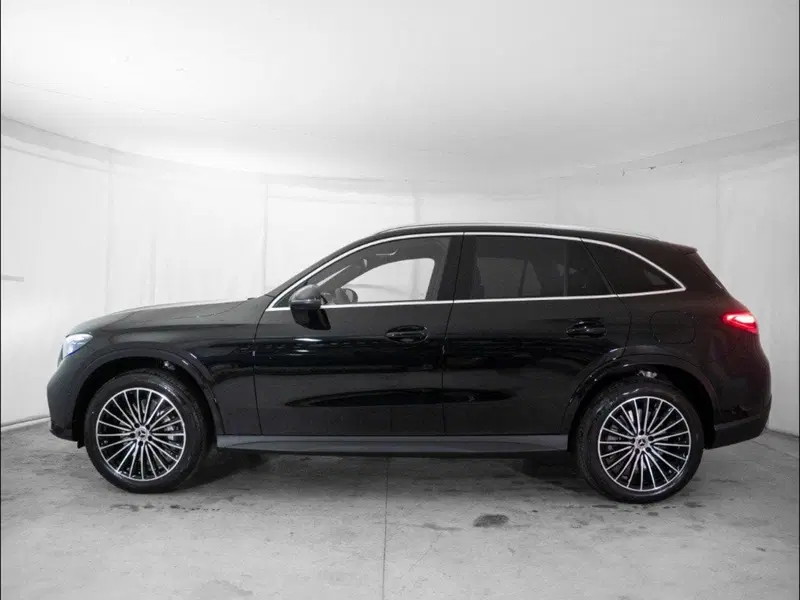 Mercedes-Benz GLC nuova a Macerata (2)