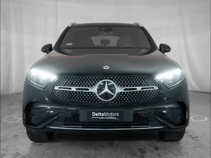 Mercedes-Benz GLC nuova a Macerata (5)