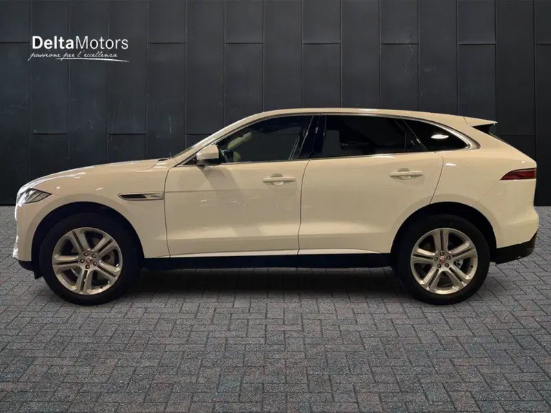 Jaguar F-Pace usata a Macerata (4)