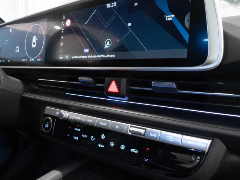 Hyundai Ioniq 6 usata a Macerata (20)