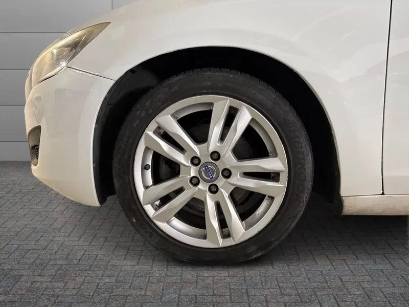 Volvo V60 usata a Torino (11)