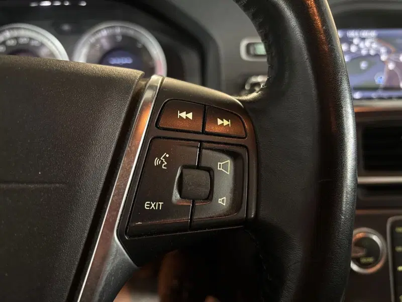 Volvo V60 usata a Torino (15)