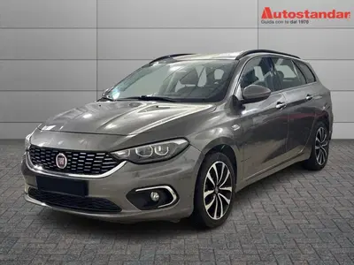 Fiat Tipo Station Wagon Tipo 1.6 Mjt S&amp;S DCT SW Lounge del 2019 usata a Moncalieri