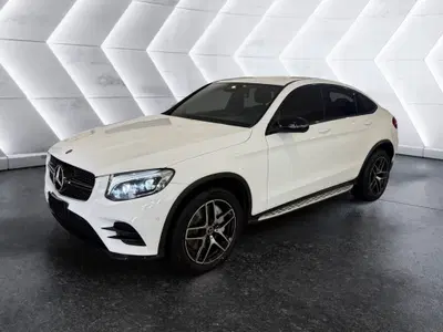Mercedes-Benz GLC Coup&eacute; 220 d 4Matic Coup&eacute; Premium del 2019 usata a Napoli