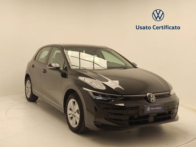 Volkswagen Golf 2.0 TDI SCR Life del 2025 usata a Pratola Serra