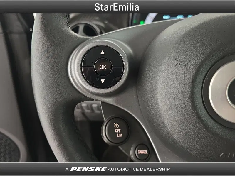 smart Fortwo Cabrio usata a Bologna (17)
