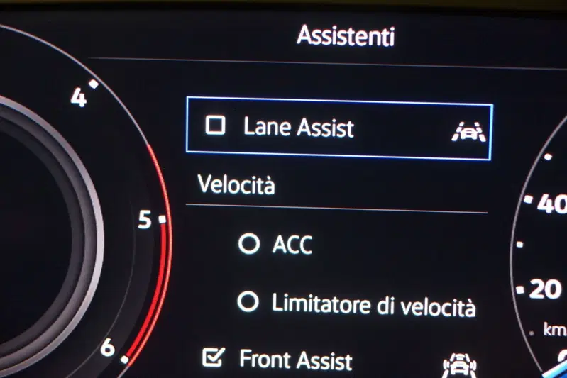 Volkswagen Tiguan usata a Torino (14)