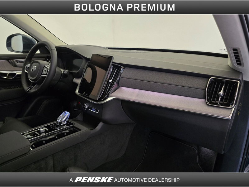 Volvo XC90 nuova a Bologna (18)