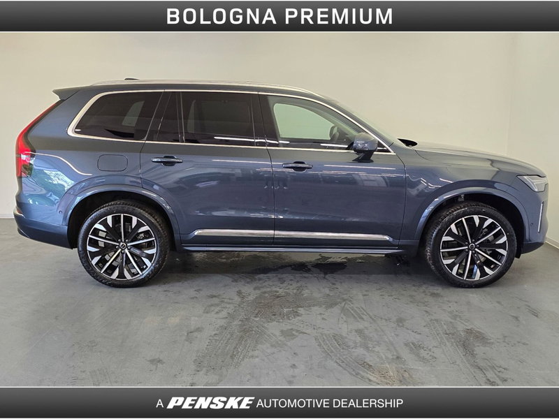 Volvo XC90 nuova a Bologna (6)