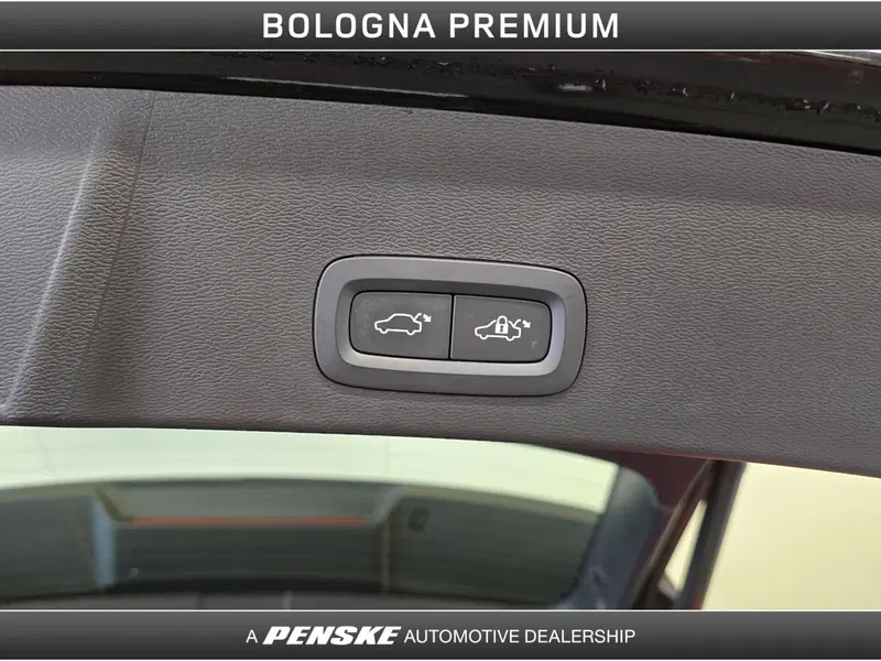 Volvo XC40 usata a Bologna (11)
