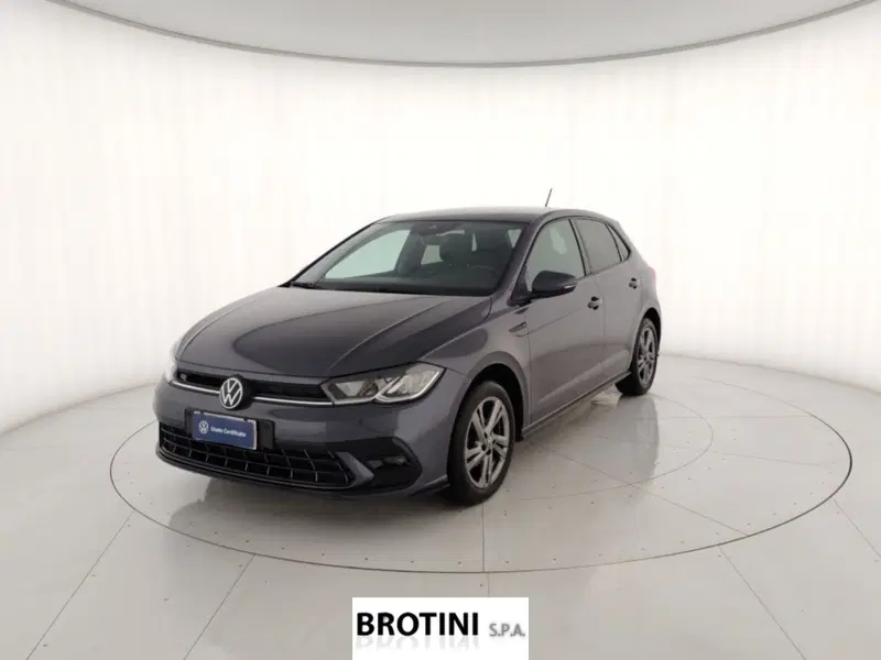 Volkswagen Polo usata a Massa-Carrara