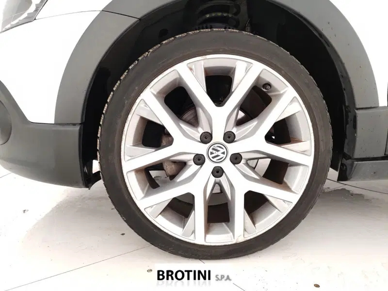 Volkswagen Polo usata a Massa-Carrara (6)