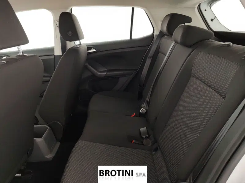 Volkswagen T-Cross usata a Massa-Carrara (10)