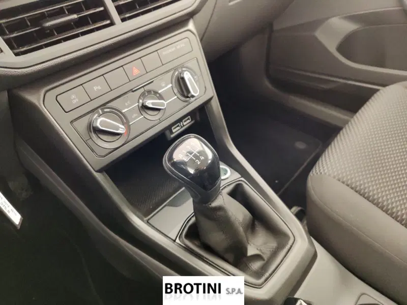Volkswagen T-Cross usata a Massa-Carrara (11)