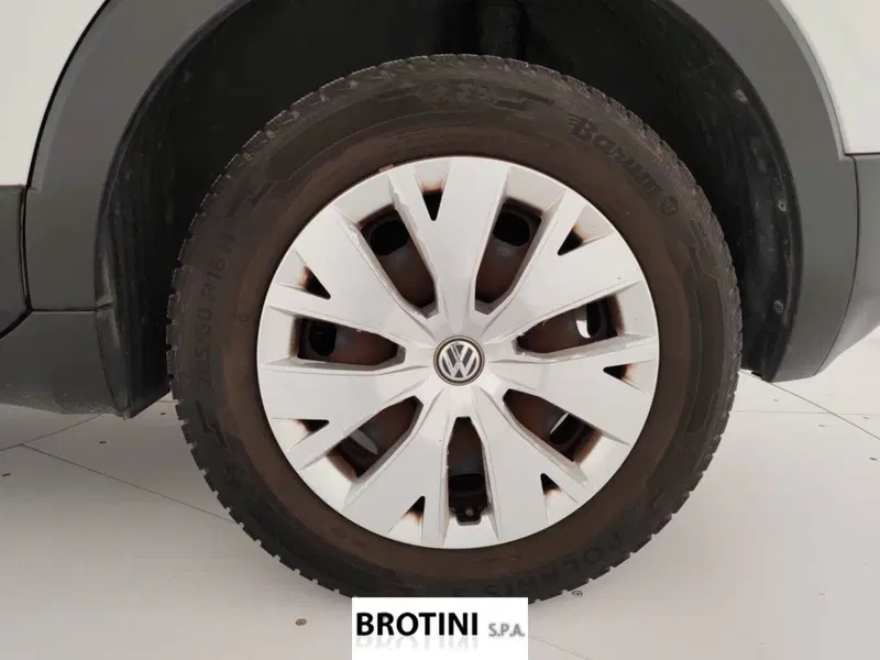 Volkswagen T-Cross usata a Massa-Carrara (6)