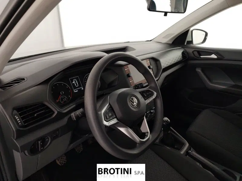 Volkswagen T-Cross usata a Massa-Carrara (8)