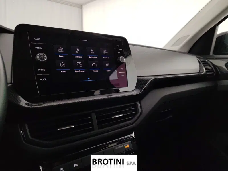 Volkswagen T-Cross usata a Massa-Carrara (12)