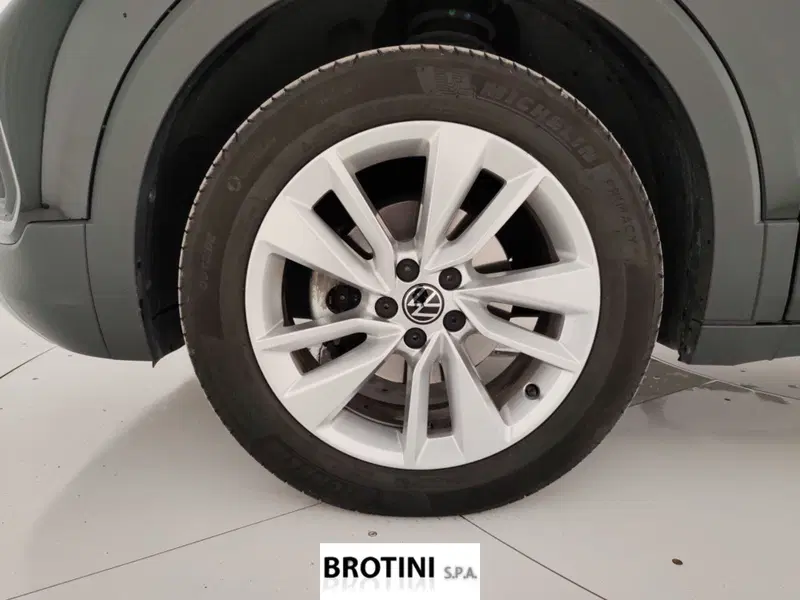 Volkswagen T-Cross usata a Massa-Carrara (6)