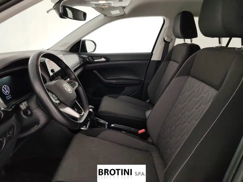 Volkswagen T-Cross usata a Massa-Carrara (7)