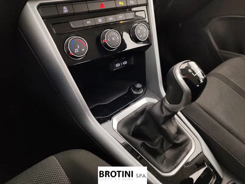 Volkswagen T-Roc usata a Massa-Carrara (10)