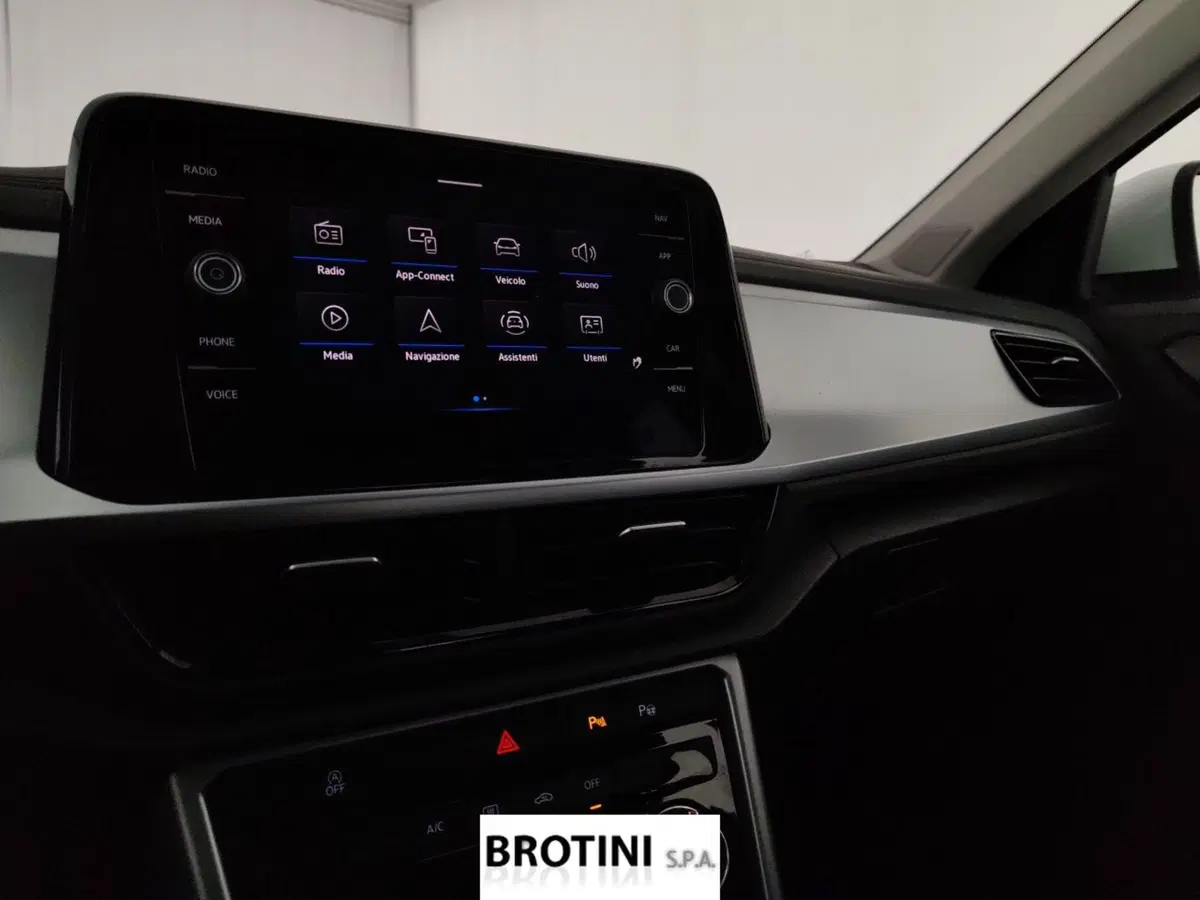 Volkswagen T-Roc usata a Massa-Carrara (11)
