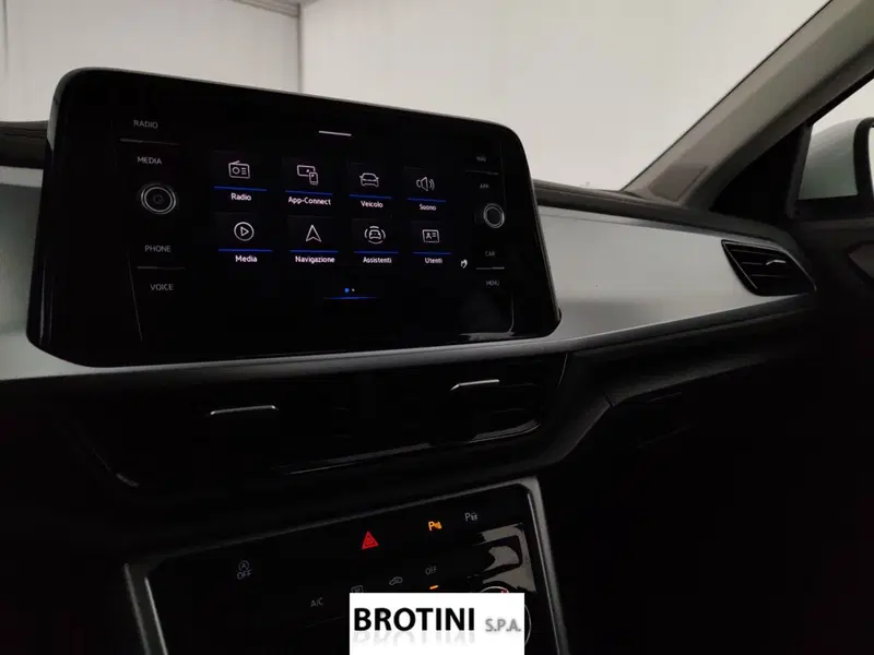 Volkswagen T-Roc usata a Massa-Carrara (11)