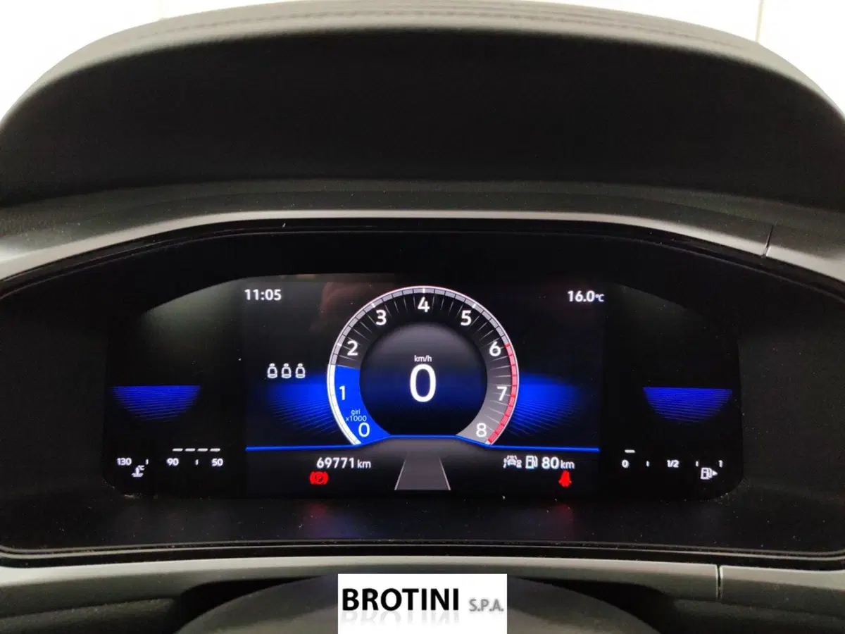 Volkswagen T-Roc usata a Massa-Carrara (13)