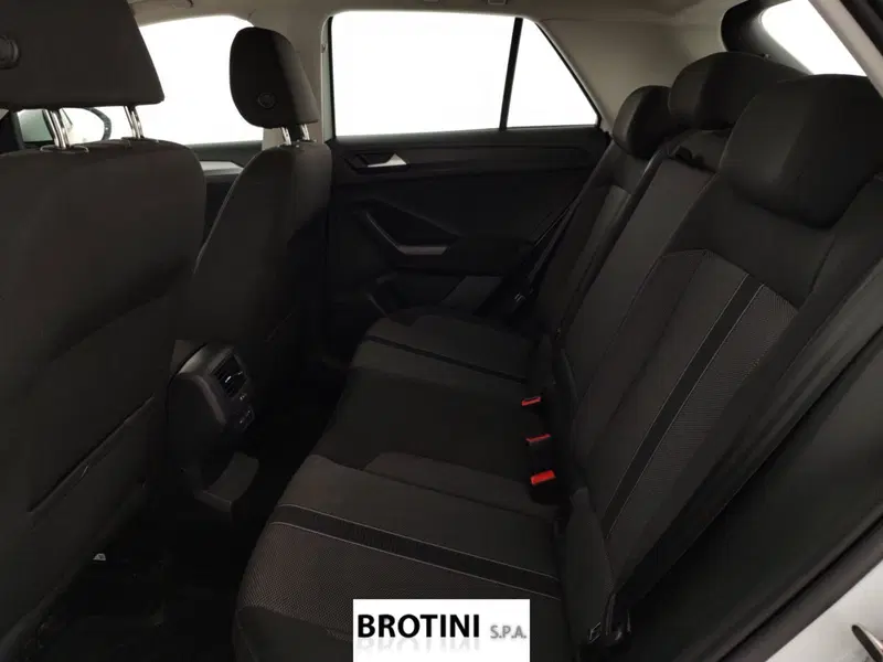 Volkswagen T-Roc usata a Massa-Carrara (9)