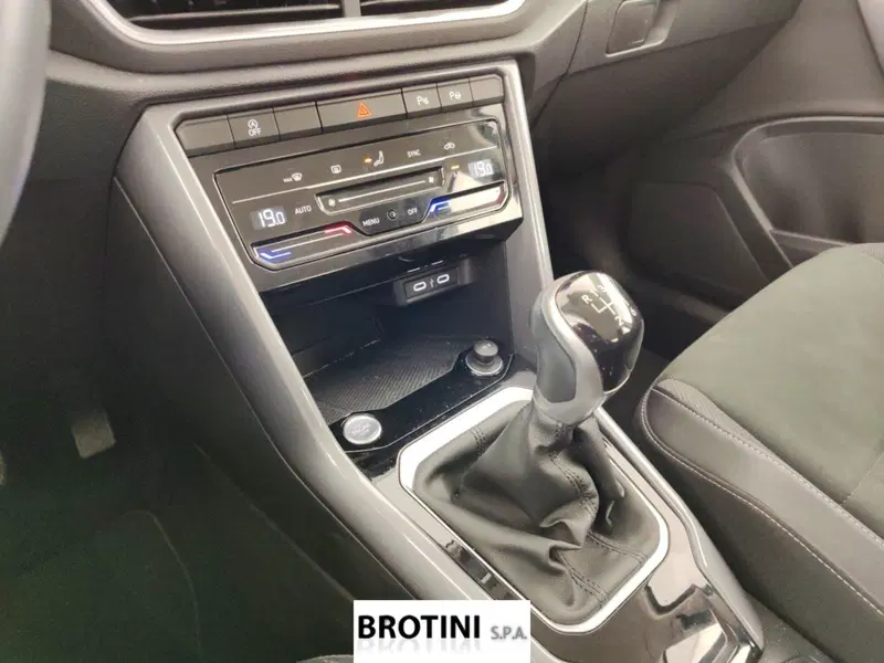 Volkswagen T-Roc usata a Massa-Carrara (11)