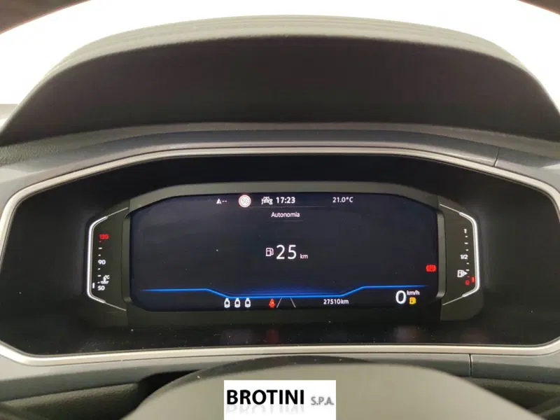 Volkswagen T-Roc usata a Massa-Carrara (14)