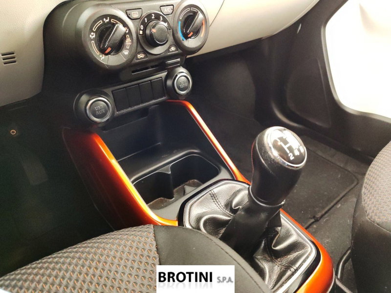 Suzuki Ignis usata a Massa-Carrara (11)