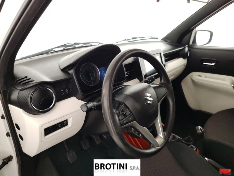 Suzuki Ignis usata a Massa-Carrara (8)