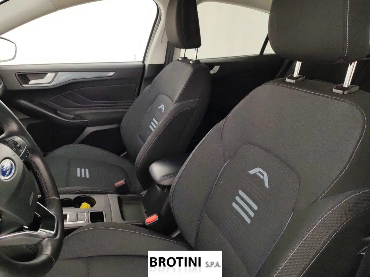 Ford Focus usata a Massa-Carrara (9)