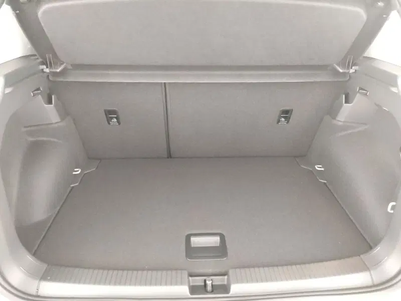 Volkswagen T-Cross usata a Napoli (12)