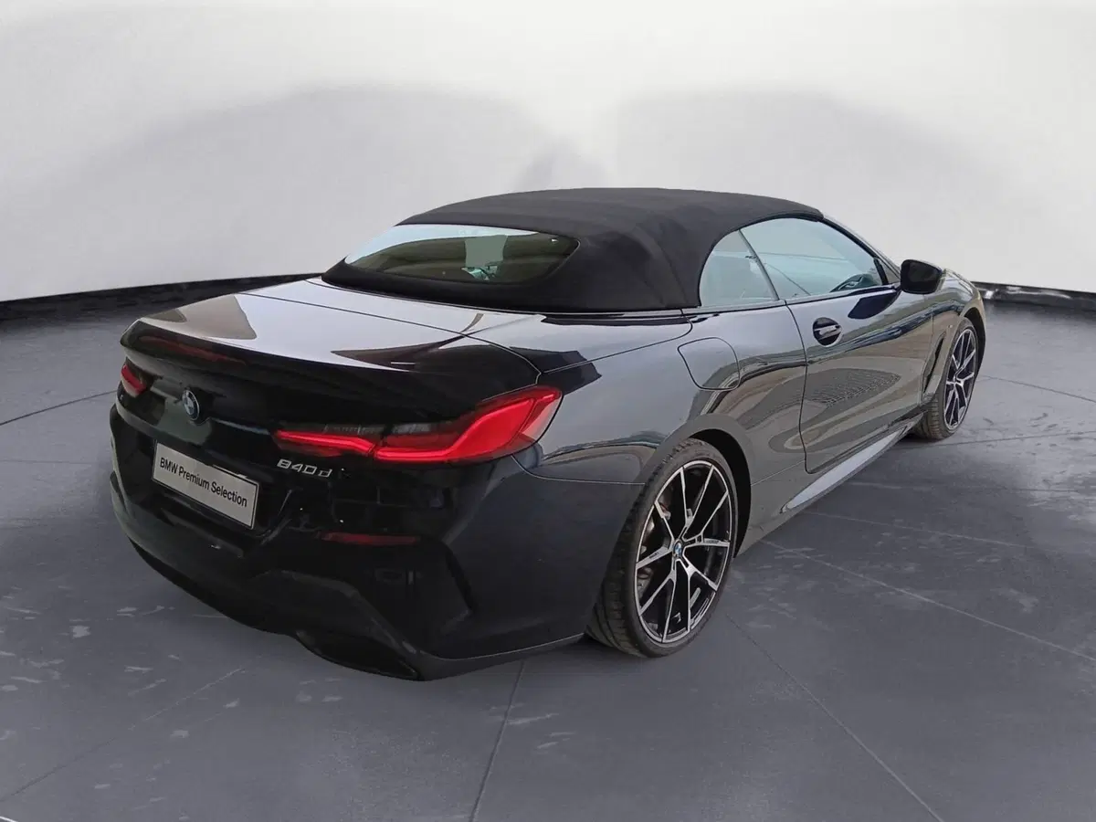 BMW Serie 8 Cabrio usata a Cuneo (6)