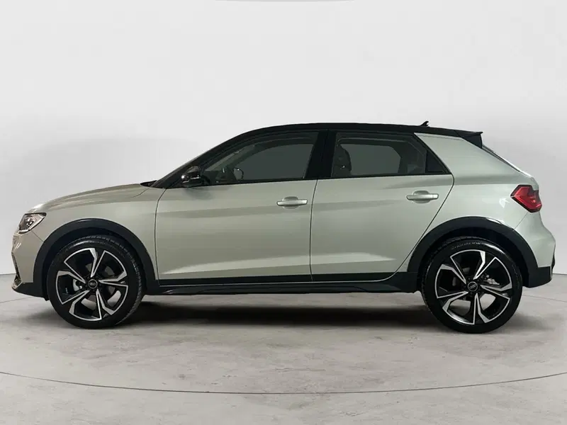 Audi A1 allstreet usata a Napoli (3)