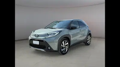 Toyota Aygo X 1.0 Lounge 72cv del 2024 usata a Palermo