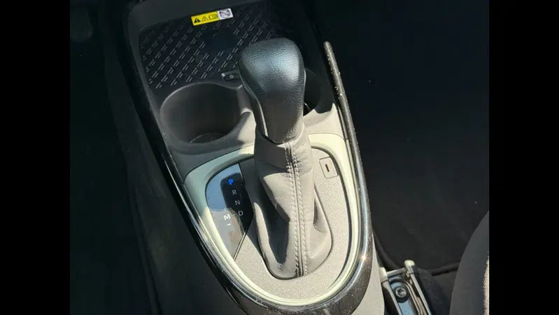 Toyota Aygo X usata a Palermo (14)