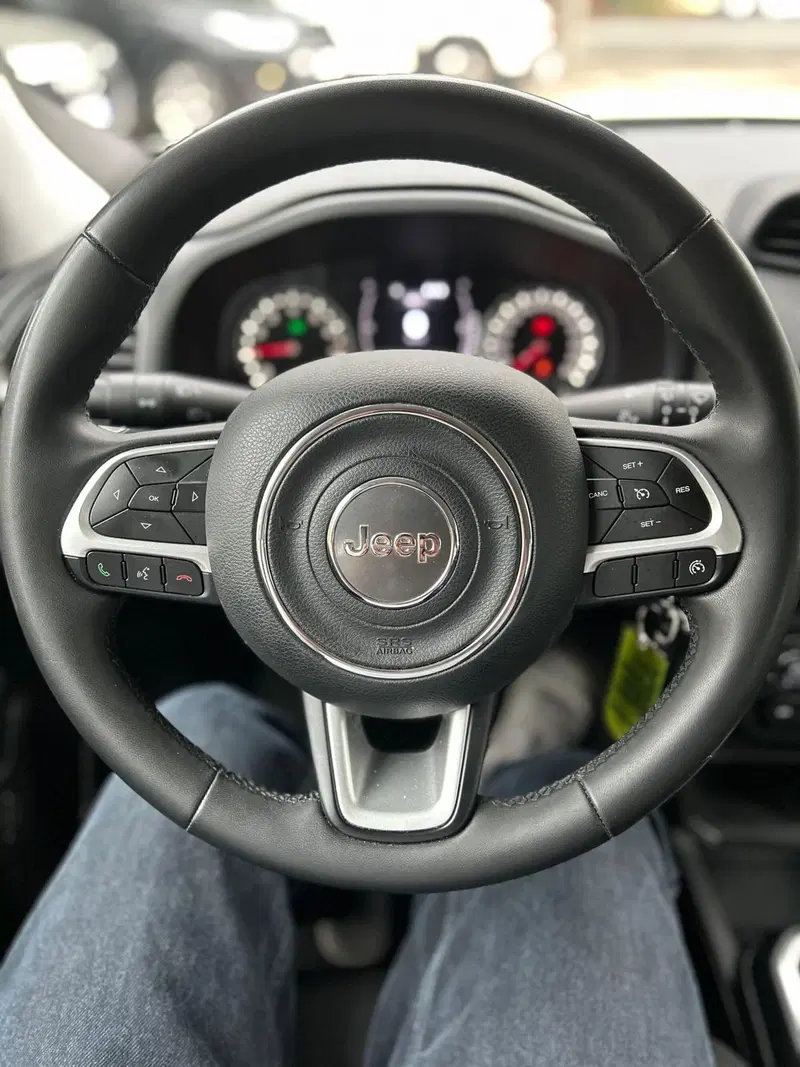 Jeep Renegade usata a Firenze (9)