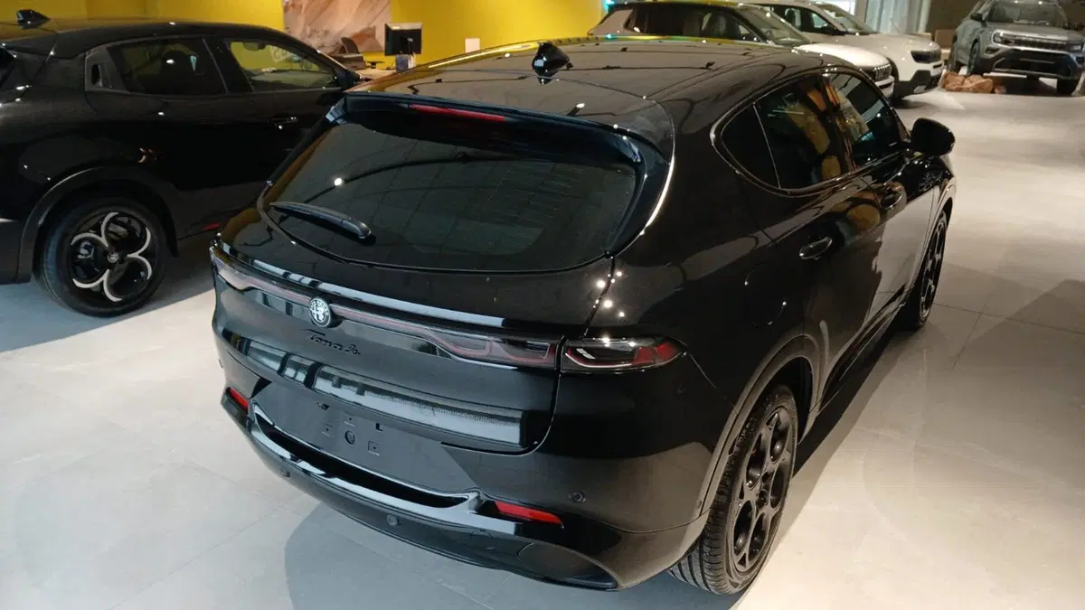 Alfa Romeo Tonale nuova a Benevento (5)