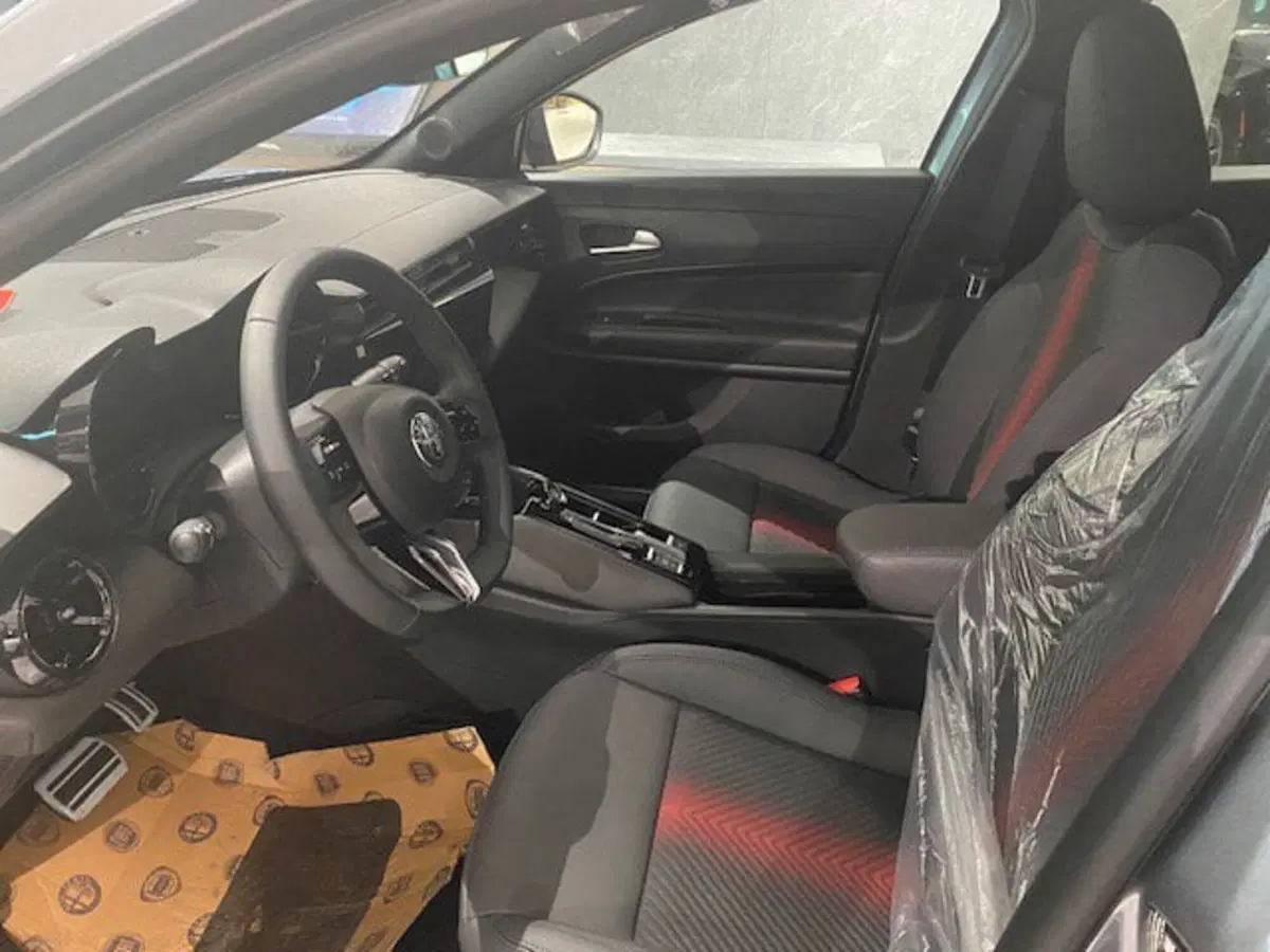 Alfa Romeo Junior nuova a Benevento (10)