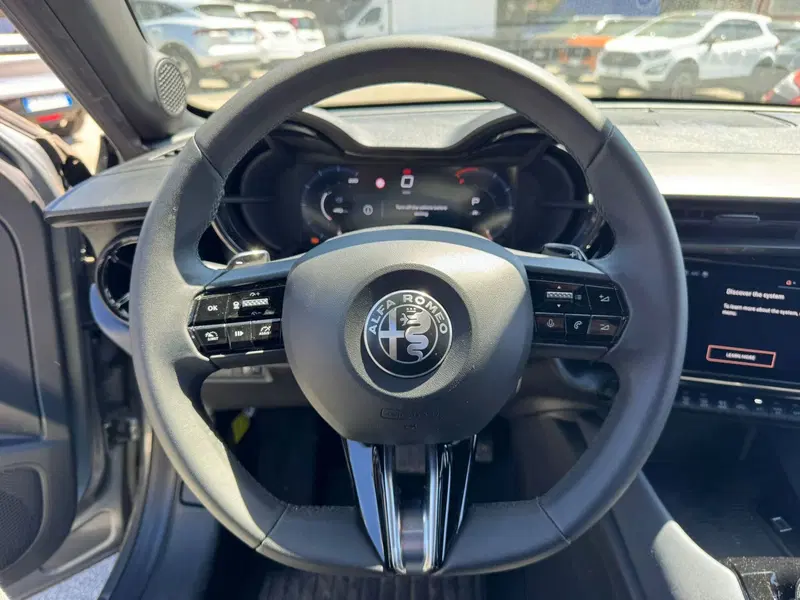 Alfa Romeo Junior usata a Salerno (16)