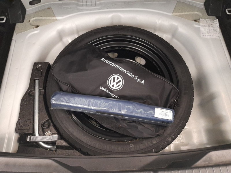 Volkswagen T-Roc usata a Bologna (18)