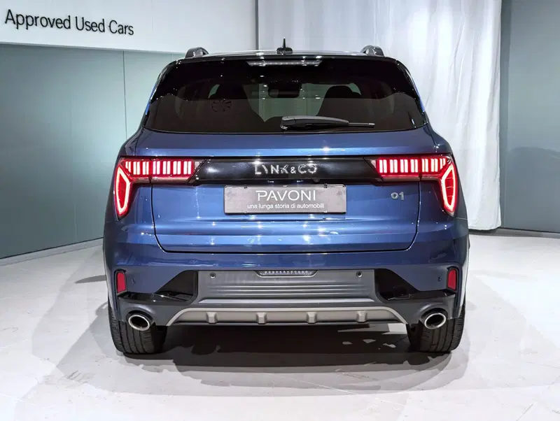 Lynk & Co 01 usata a Pescara (5)