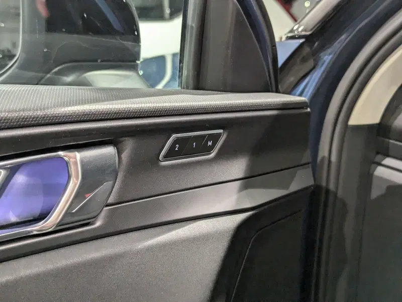 Lynk & Co 01 usata a Pescara (8)