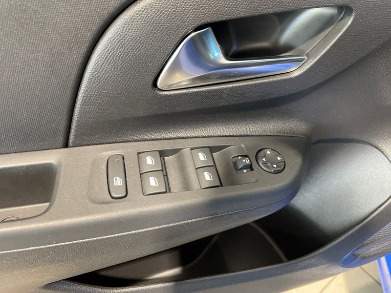 Opel Corsa usata a Prato (17)