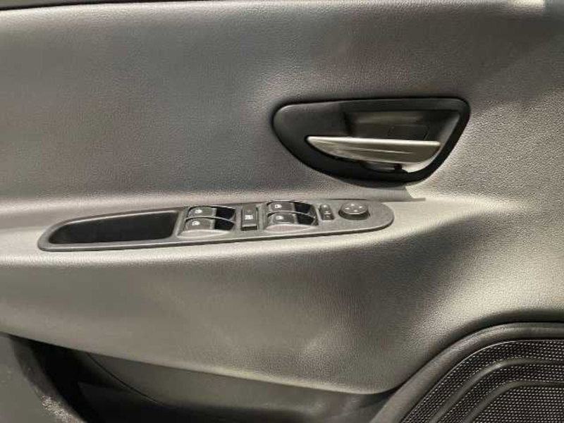 Lancia Ypsilon usata a Firenze (17)